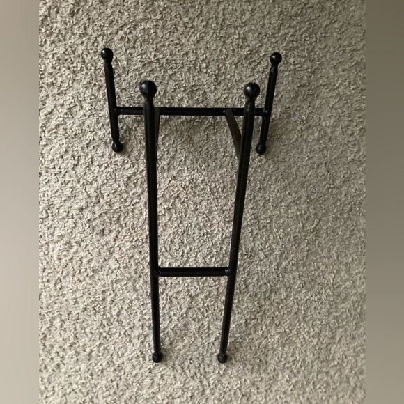 Book Holder Display - Picture 3 of 3